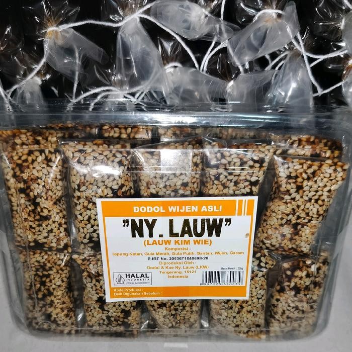 

Dodol Khas Tangerang Ny Lauw Kim Wie 1 Pak isi 20pcs Halal - Biasa