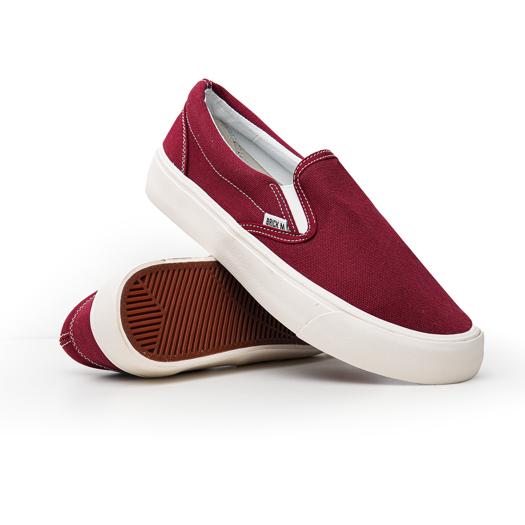 Brick Mansions - Mission Maroon Sepatu Slip On Sneakers Casual Pria Wanita