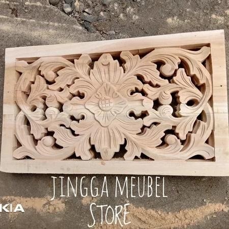 Ornamen Ukir Hiasan Dinding Ukiran Kayu Ornamen ukir Loster 30x70cm PGR