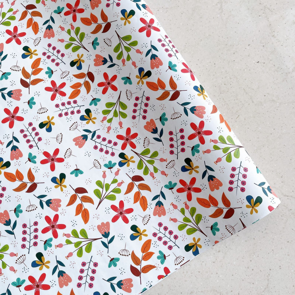 

Kertas Kado Bunga Merah