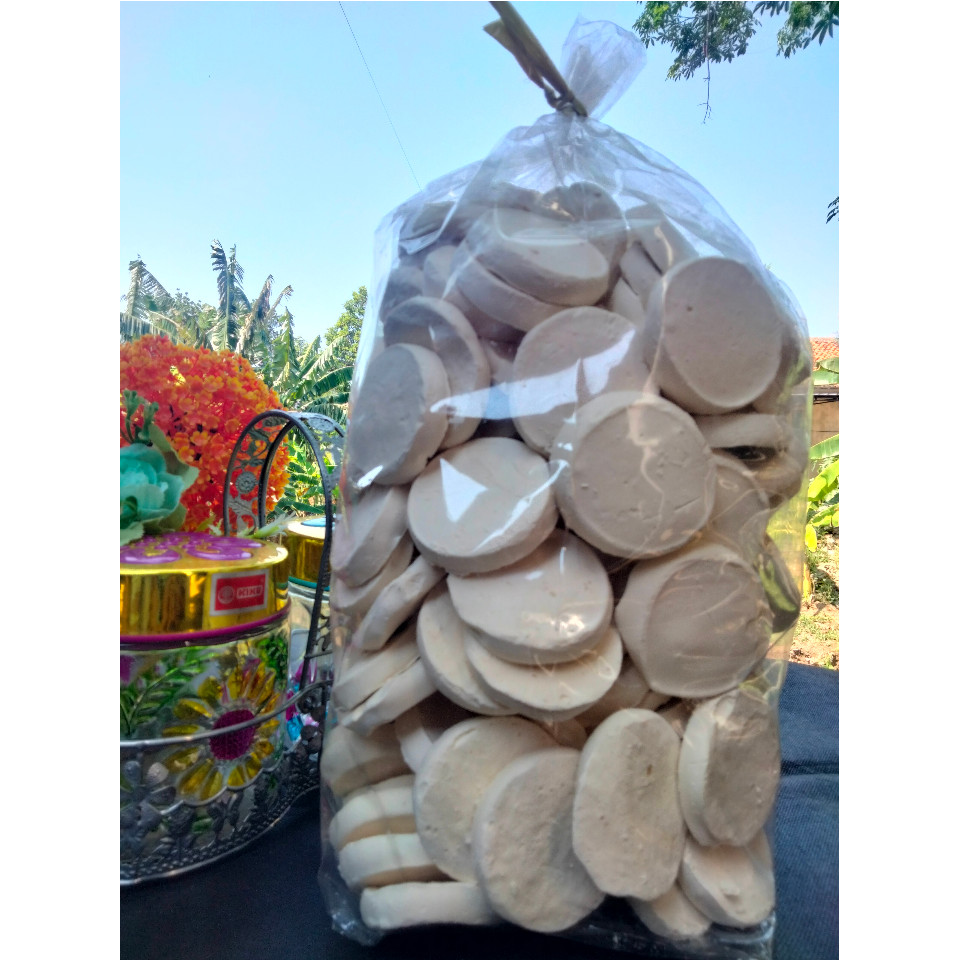 

BREM KHAS SOLO 1BAL ISI 1KG REAL PICT SESUAI FOTO