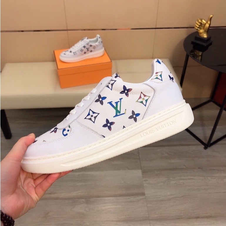 Louis Vuitton Low Cut Stylish simplicity Casual Shoes Sneakers Men White LV Colorful Logo
