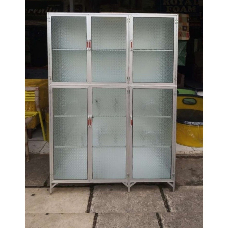 Rak Piring Full Box 3Pintu Kaca bawah keramik