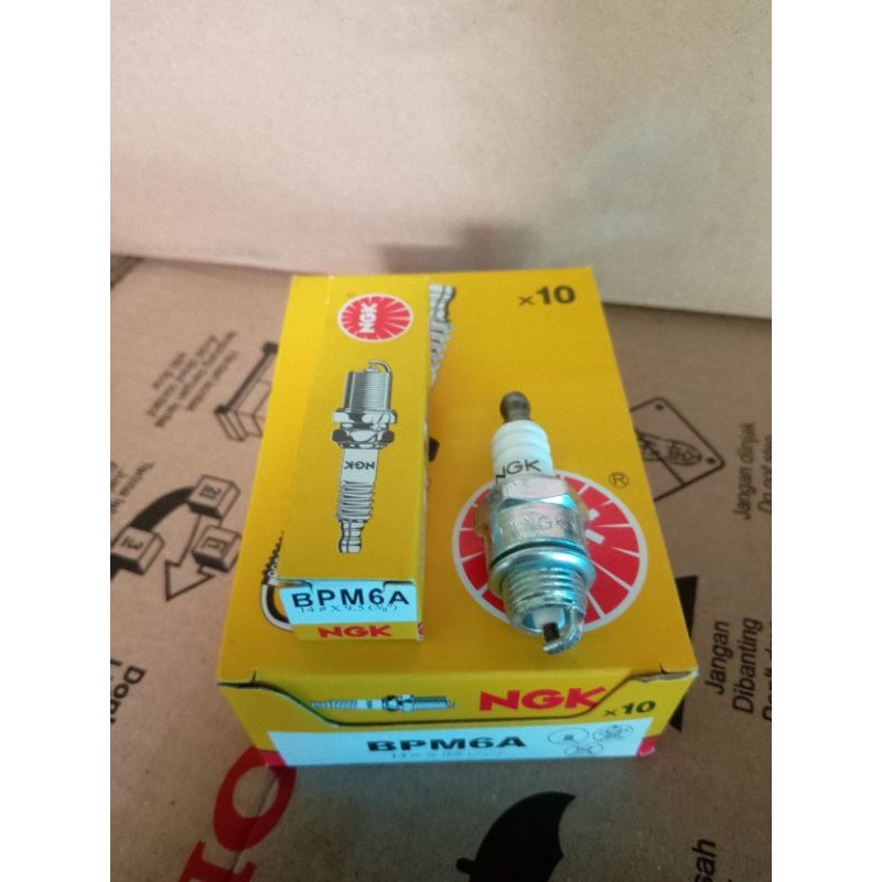 BUSI NGK BPM6A BUSI NGK BPM6A 10 PC