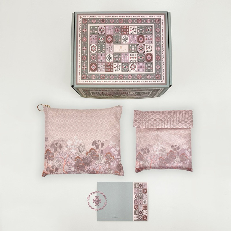 

Hampers Mukena Sajadah Miraya Jardin Peach