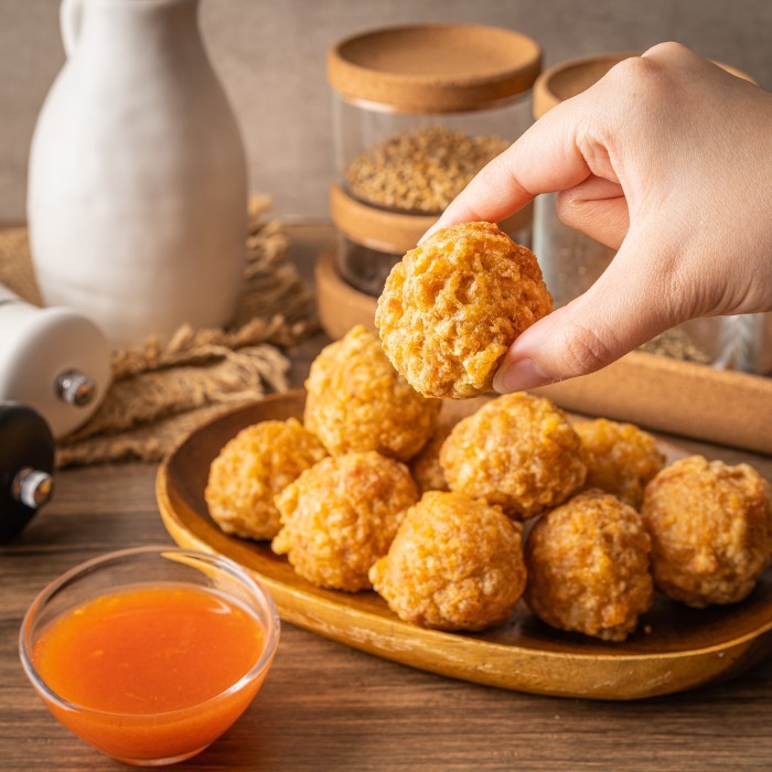 

Bakso Goreng Ayam Frozen (3/4 matang) sehat tanpa bahan pengawet - Siap Makan