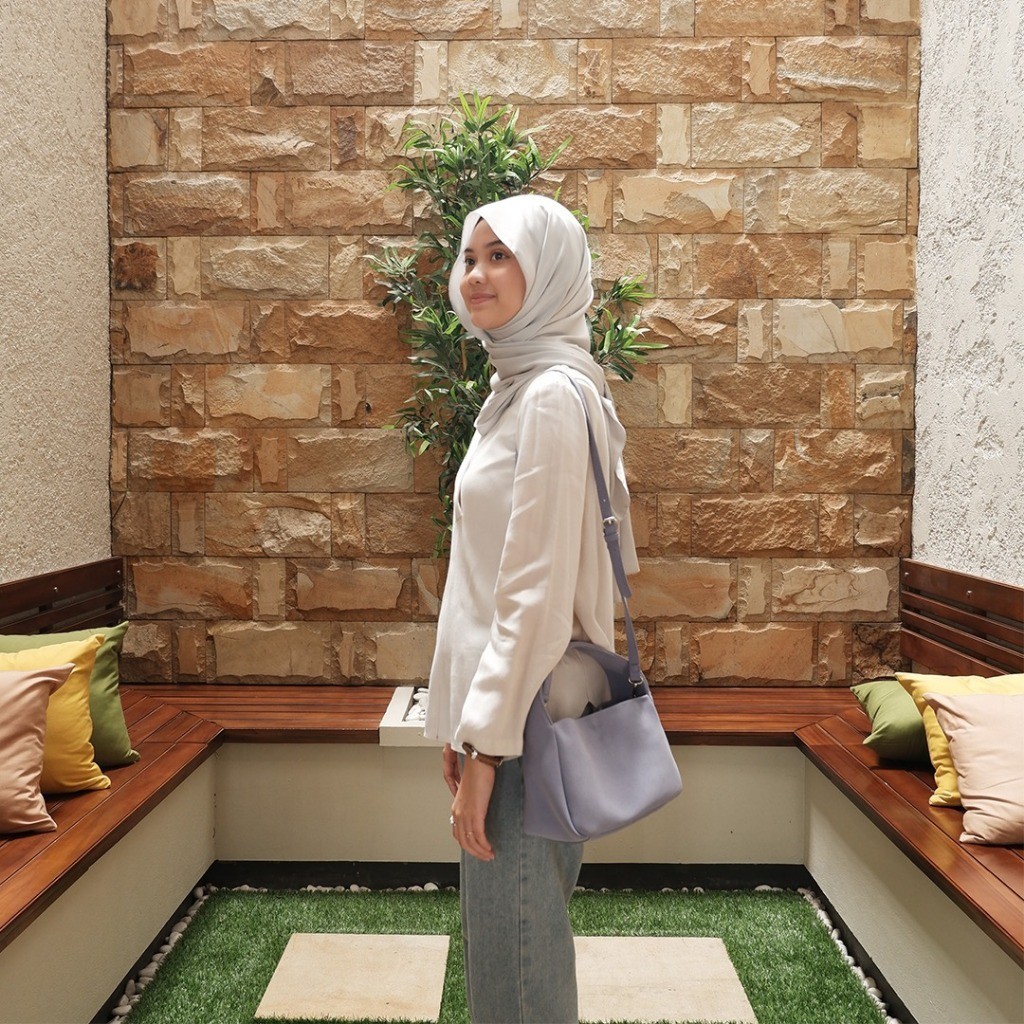 SAFITRI Tas Selempang Slingbag Tas Jinjing Wanita - MILA BAG - Tas Berbahan Suede Lucu Gratis Pouch