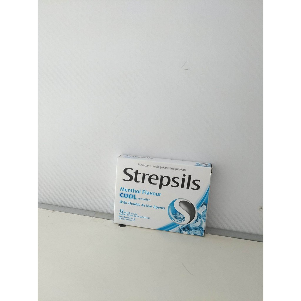 

permen Strepsils strepsil menthol flavour sensation biru with double active agents 12 butir 2,6gr permen pelega tenggorokan