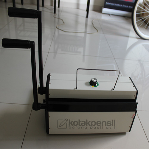 

Mesin Jilid GEMET 31 WFO (F4, Spiral Kawat 3:1)