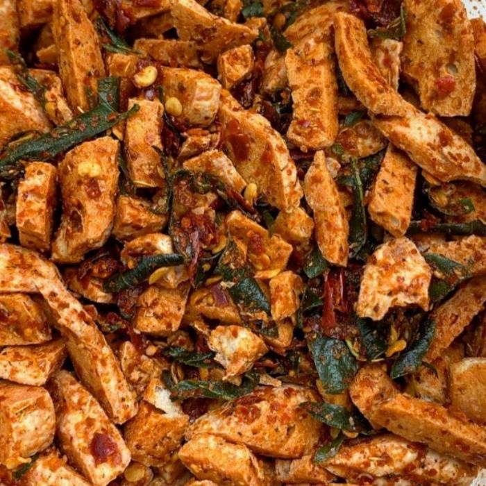 

BASRENG STICK PEDAS AROMA DAUN JERUK BERAT 1 KG