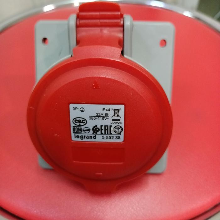 READY PLUG SOCKET LEGRAND 3 PHASE 4 PIN 32A SIAP KIRIM
