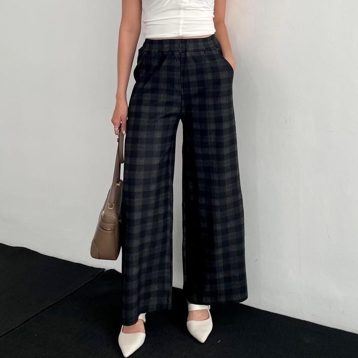 Celana Kulot Highwaist Wanita - Qory Pants, Look Slim, Bahan Melar Jatuh Nyaman - Kotak Hitam