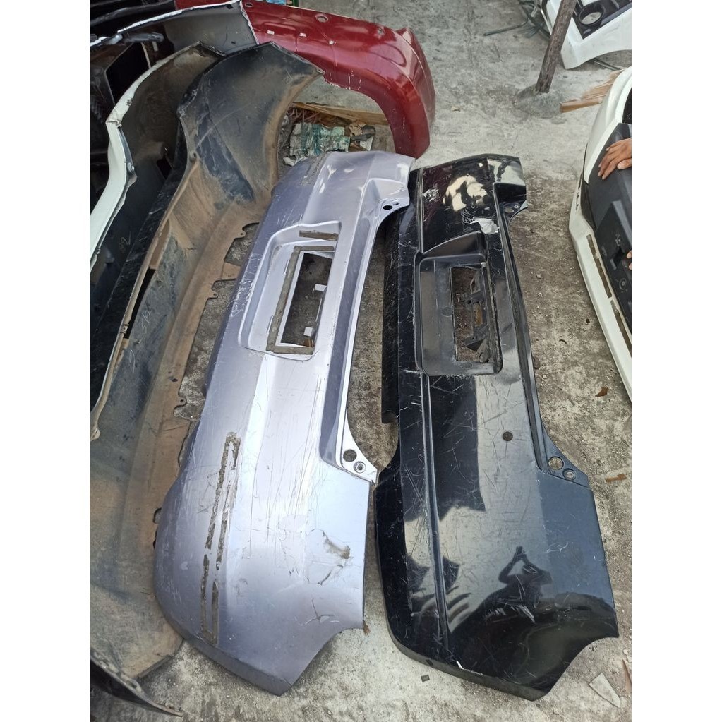Bumper belakang suzuki swift