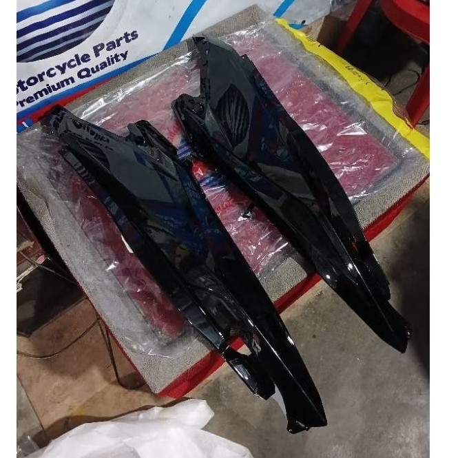 cover body vario led 125 150 hitam/body kiri kanan vario led 125 150 2015-2017/cover body vario led 