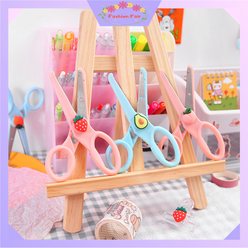 

FASHION FAIR H5916 Gunting Lucu / Gunting Sekolah Untuk Anak / Gunting Cute Desain Ujung Tumpul Tidak Tajam / Gunting Anak Squeezy