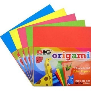 

Kertas Origami kualitas bagus Besar isi 50 lembar