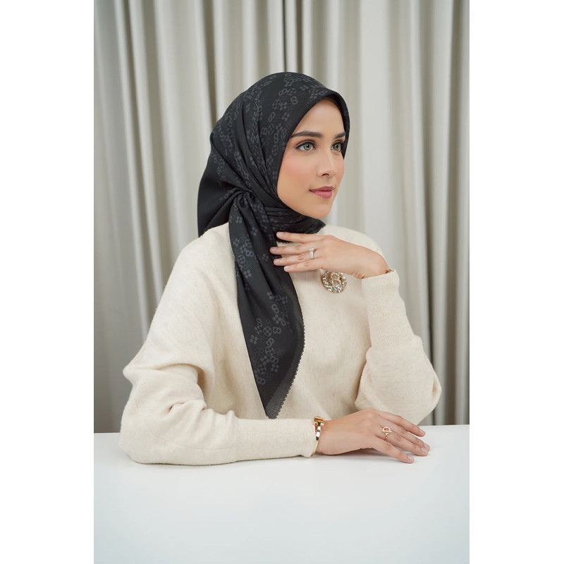 READY Monogram Scramble Buttonscarves