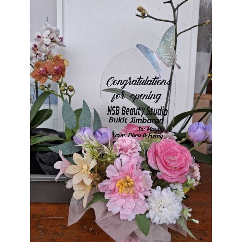 

Bloom box akrilik mini (custom tulisan) / Buket bunga akrilik