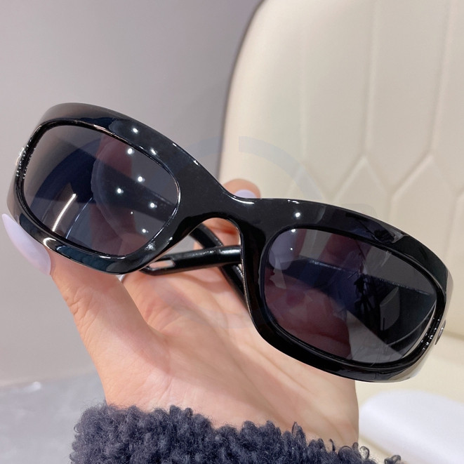 [JEW]Kacamata Hitam Bersepeda Mata Kucing Segitiga Angin Olahraga Perlindungan UV Universal Pendakia