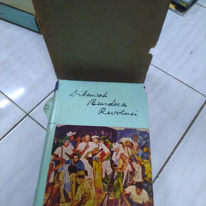 DIBAWAH BENDERA REVOLUSI DJILID PERTAMA TJETAKAN KE EMPAT 1965-A3 GB 4