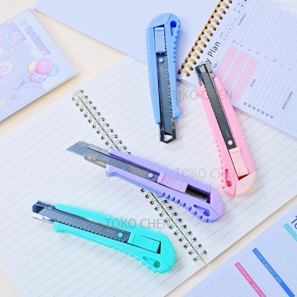 

XIDA PISAU CUTTER MINI MODEL AWAN ALAT BANTU POTONG KERTAS