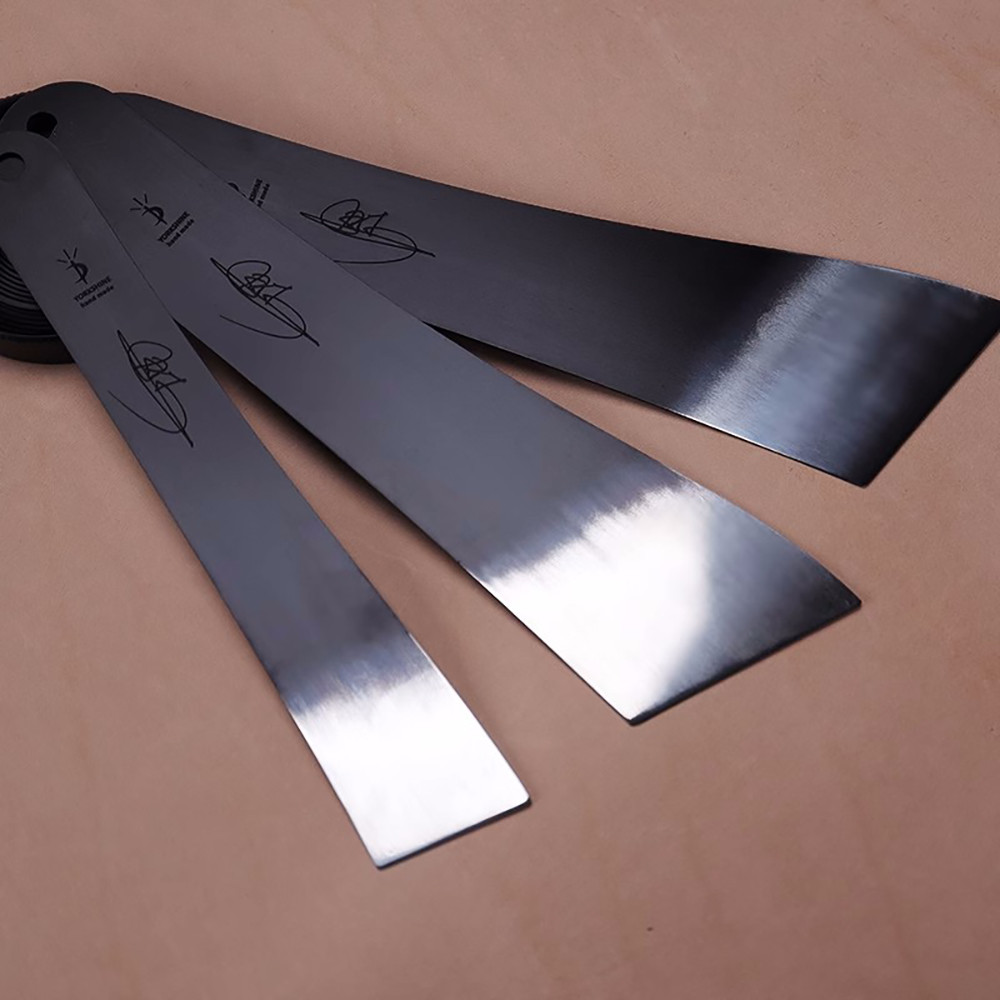 

YORKSHINE Leather Gumming Glue Tool DIY Handmade Sewing LeatherCraft Gluing Carving Stitching Tools 0.6MM Thickness Spring Steel