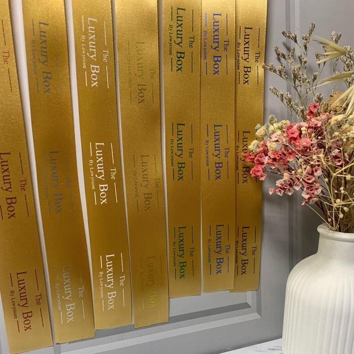 

promo Lewy Store Pita Custom Import Printing Lebar 2,5 cm Panjang 18 meterPART 2 Pita Satin Bahan Kain Hitam Putih Merah Hijau Biru Pink Gold Silver - LS-07, Gold terlaris