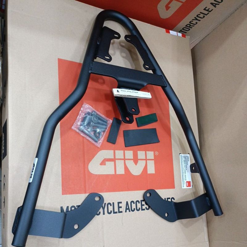 breket box givi srt nmax turbo / breket box givi  srt nmax neo