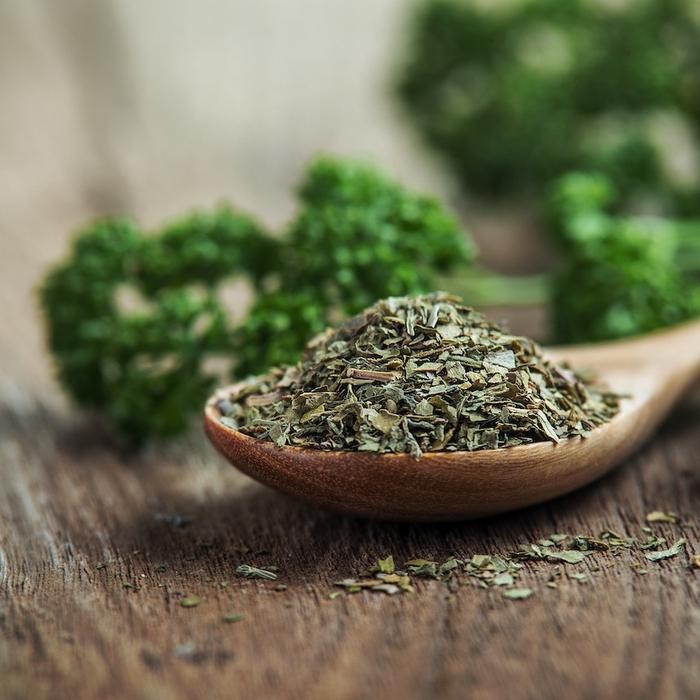 

Natural Dried Parsley Parsley Kering - 20 Gr - Daun Hijau Spices Pedas