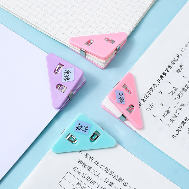 Klip Penjepit Buku / Klip Sudut Kertas Akrilik / Paper Clip Segitiga Warna-Warni / Penjepit Kertas B