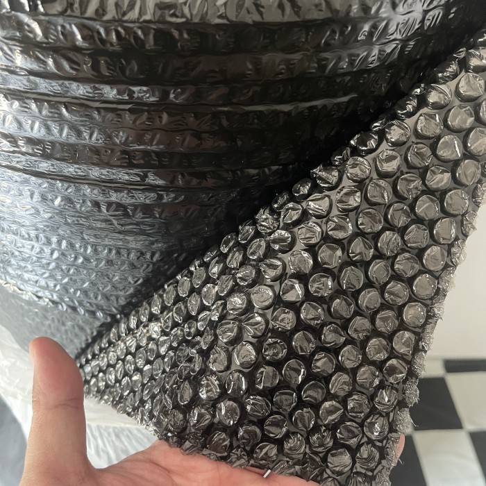 

BUBBLE WRAP SUPER MURAH 2,1kg UKURAN 125CM X 50M - Hitam