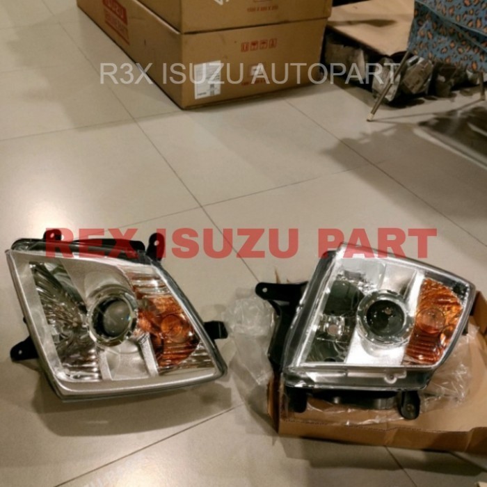 Headlamp lampu depan Isuzu DMAX 4JJ 3000CC