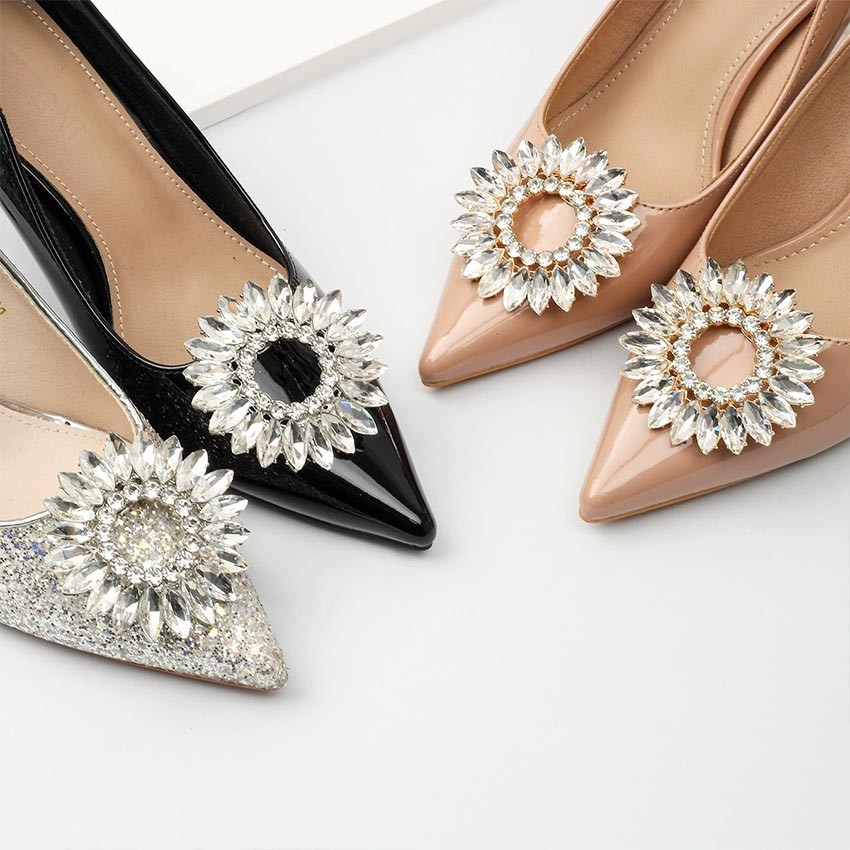 WAGOMU - Hiasan Sepatu Klip Kristal Premium - Aksesori Detachable untuk Sepatu Wanita, Cocok High