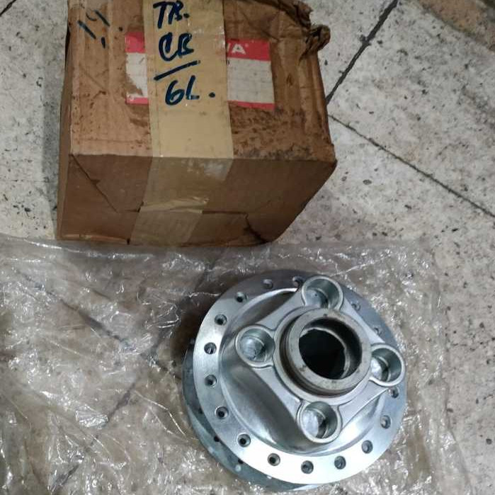 Tromol belakang GL 100 Tromol belakang GL100 Tromol GL100 belakang Tromol GL 100 belakang (AM)