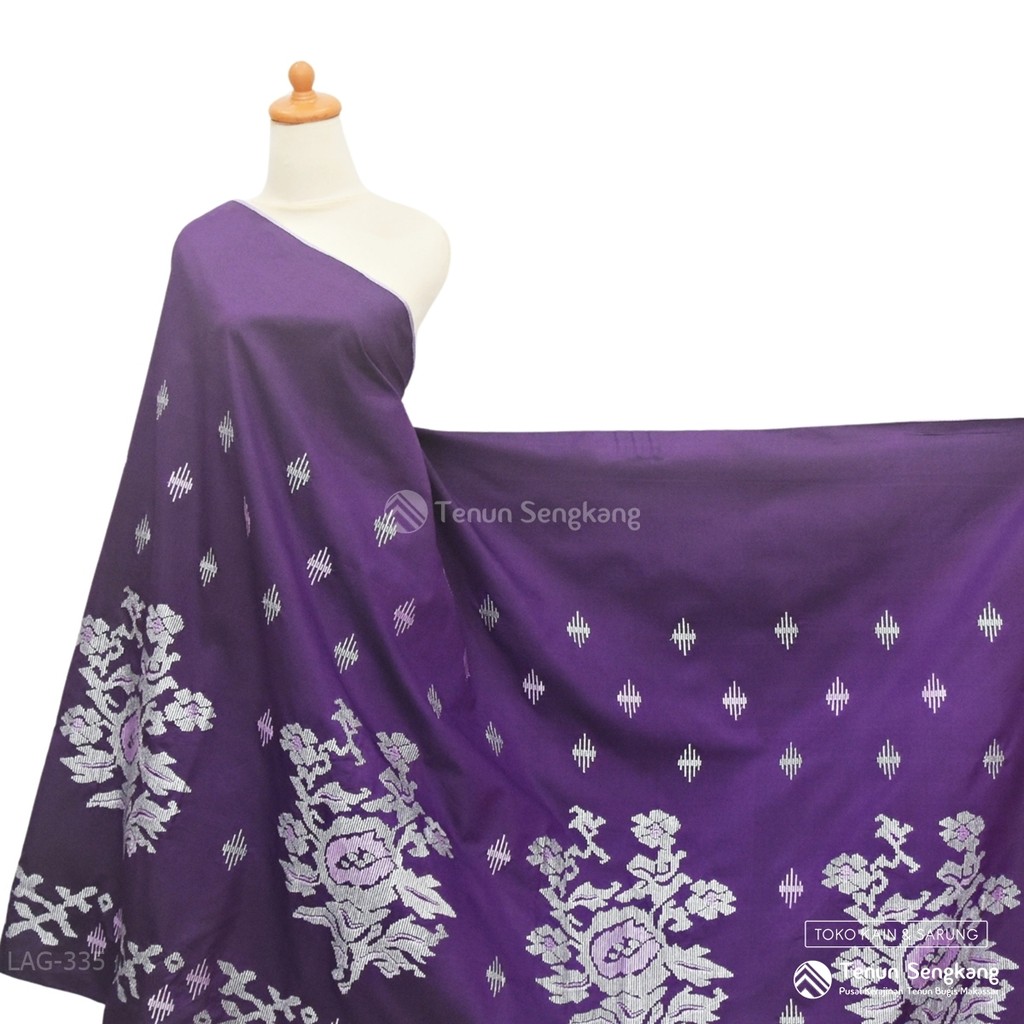 Kain Tenun Sulam Motif Bunga Lagosi Bahan Tenun Sutra Bugis Makassar Ungu Tua Silver - Tenun Sengkan