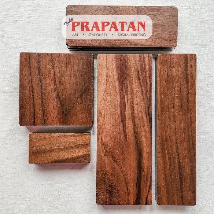 

Mini Wooden Watercolor Palette Box | Tempat Cat Air - 8 LUBANG