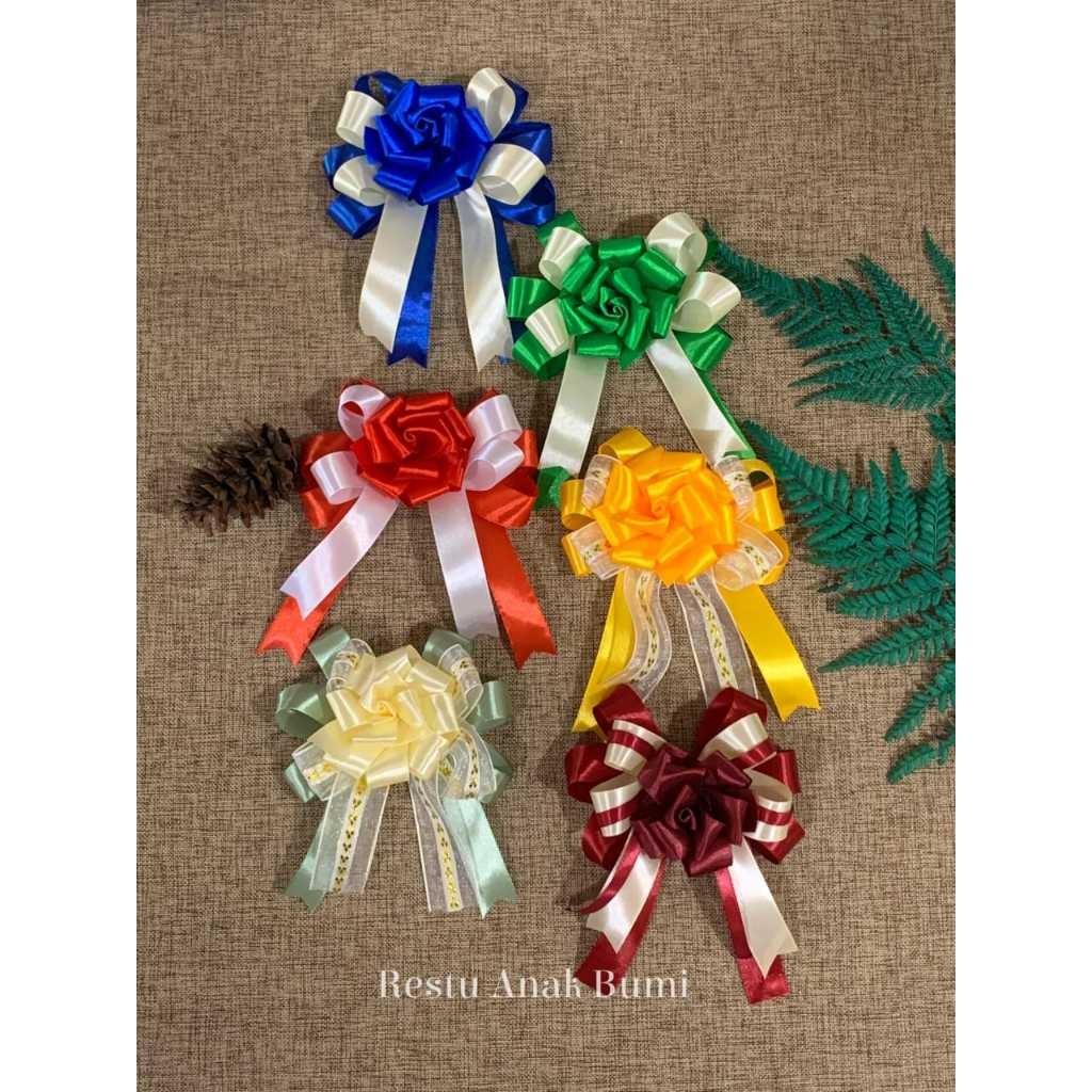 

Pita Satin Mawar 1 P:15cm L:12cm Pita hiasan Pita hantaran Pita Tempel Pita Souvenir