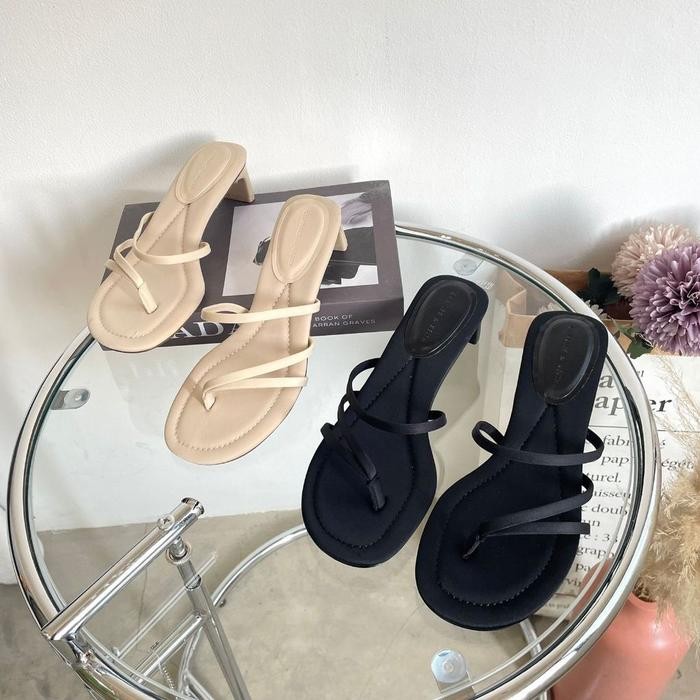 TERBARU sandal wanita branded import terbaru 573 hak tinggi 4.5cm - Hitam, 35