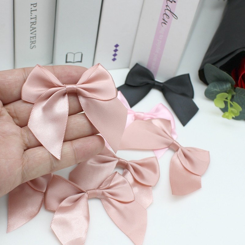 

20 or 50PCS 65*65mm Satin Ribbon Bows Decoration Bows For Craft Packages Small Bowknot Wrapping Flower Decoration Handwork DIY