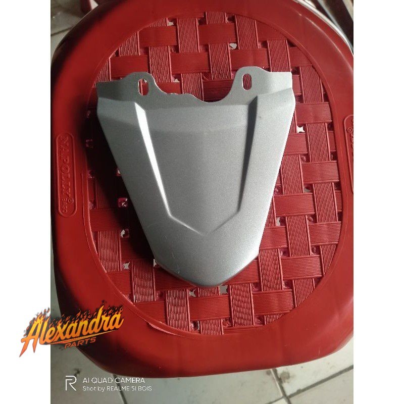 Sambungan/pet bodi body Vega R new warna silver