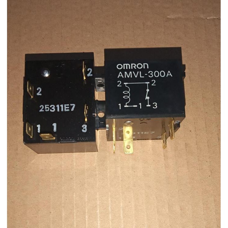 Relay Omron AMVL-300A 220V Kompressor AC Sanyo 2PK Ori