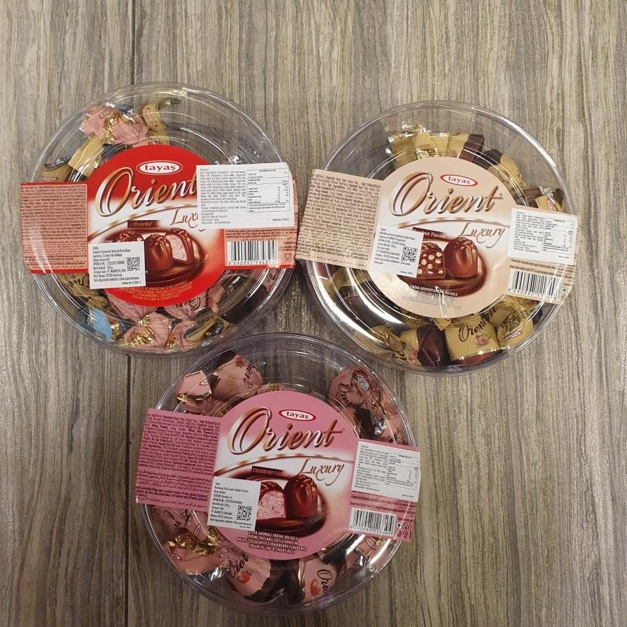 

Tayas Orient Luxury Truffle Chocolate Coklat Import 250gr Rasa Hazelnut / Strawberry / Assorted