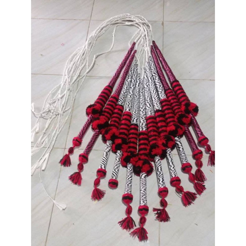 pecut tari/pecut jaranan/pecut upat &