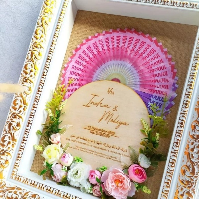 Mahar uang kertas, tema kipas Free packing kayu