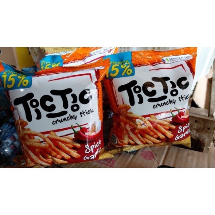 

Tic Tic Crunchy Stick Rasa Spicy Garlic 20g Isi 10pcs Cemilan Murah dan Enak