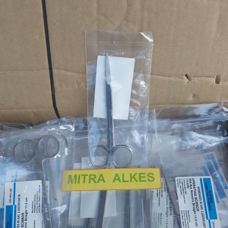 

Gunting Mata Lurus 11.5 cm. IRIS Eye Scissors Straightd 11,5 cm. GT Tajam Tajam Lurus 11.5cm