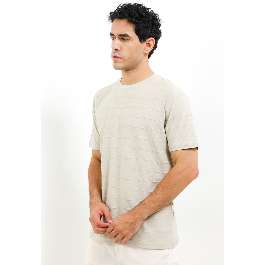 X EIGHT Taavi T-Shirts - kaos pria lengan pendek