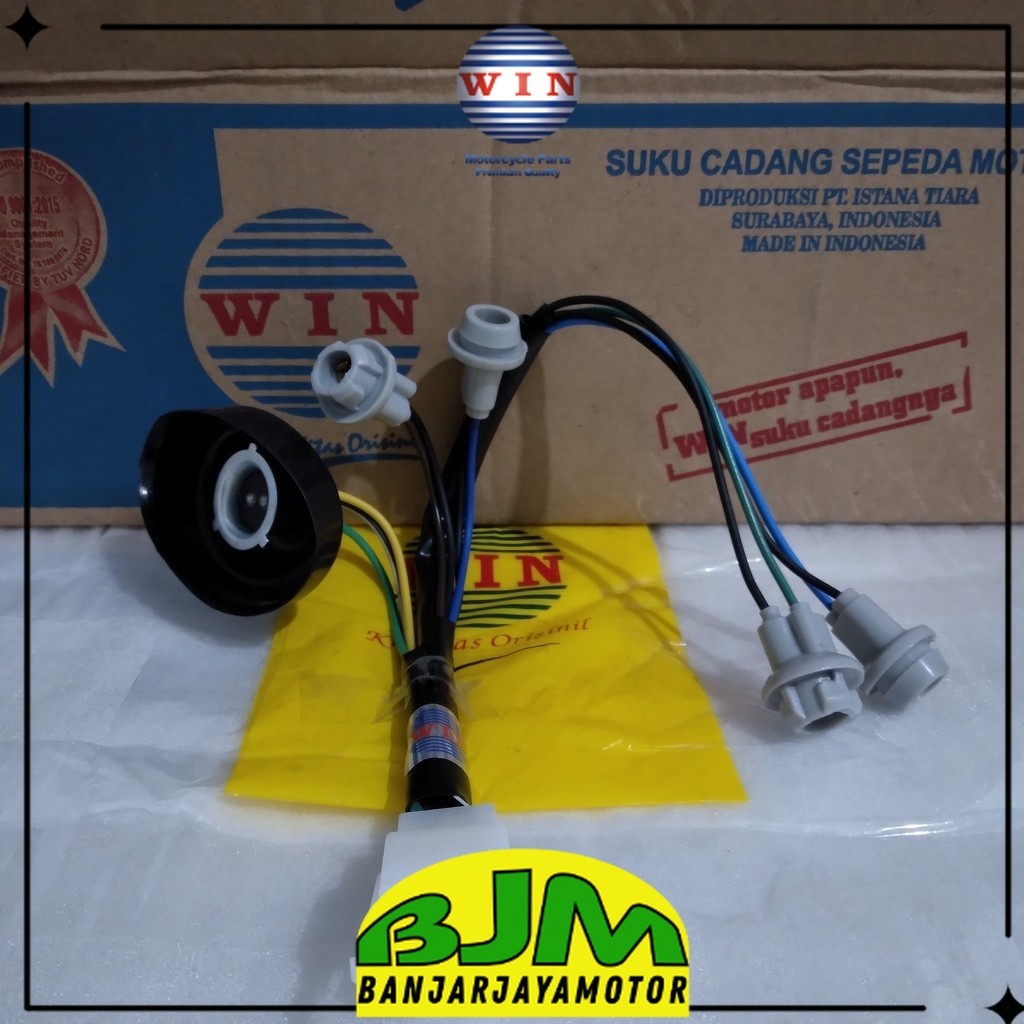 Fitting Lampu Mio 125 M3 2014 2015 2016 2017 2018 2019 WIN | cop fiting piting peteng motor injeksi 