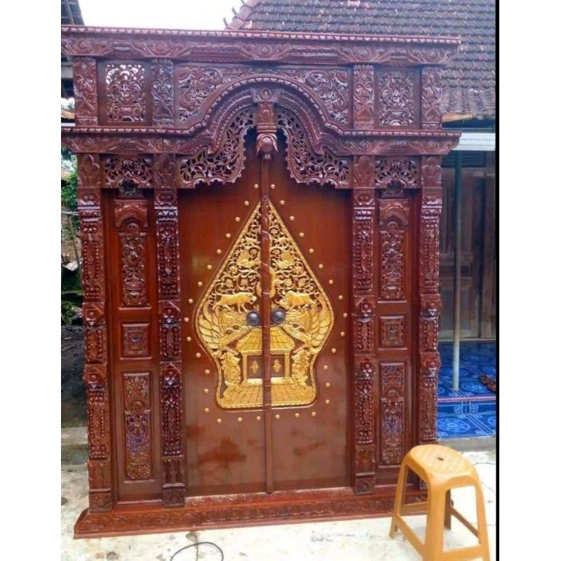 Pintu Gapura Gebyok Jati Ukir Bahan Kayu Full Jati Asli Motif Pintu Gunungan Wayang Jepara