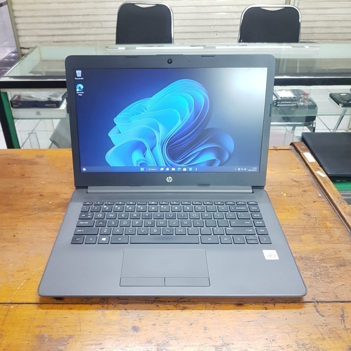 HP 240 G7 Core i3-1005G1 SSD 256GB Ram 4GB 14 inch Mulus Original masih bawaan